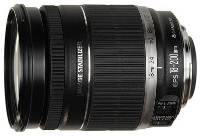 Canon EF-S 18-200mm f/3.5-5.6 IS