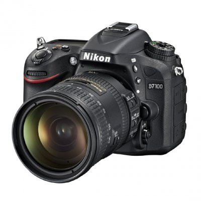 Nikon D7100 Kit 18-200 VR II
