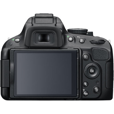 Nikon D5100 Kit 18-140VR